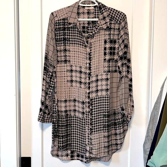 Printed Polyester Dress - Picture 2 of 3